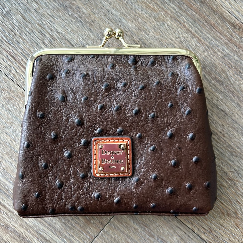 Dooney & Bourke Ostrich Large Frame Purse in Brown Tmoro